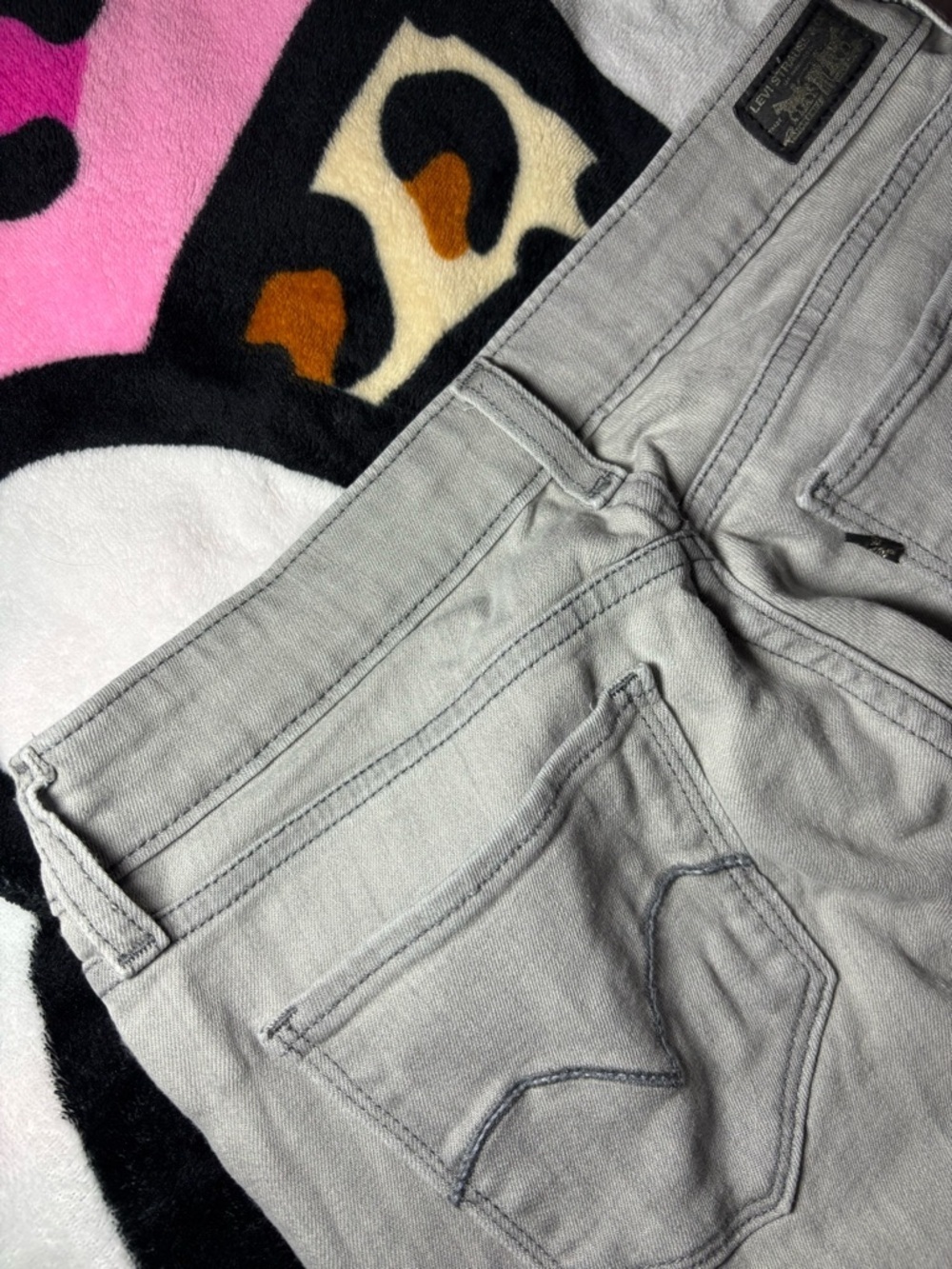 Levi's 721 Women's Jeans - Picture 9 of 10